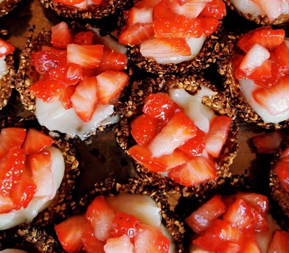Tartelettes aux fraises et fleur de sureau