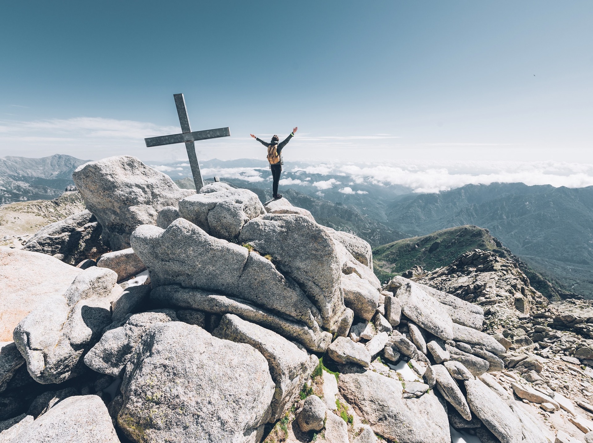 Randonnee en montagne en corse  toute l annee
