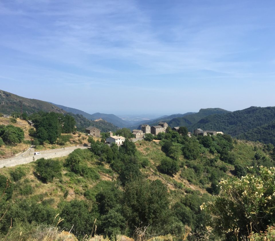 explorer-la-corsejpg
