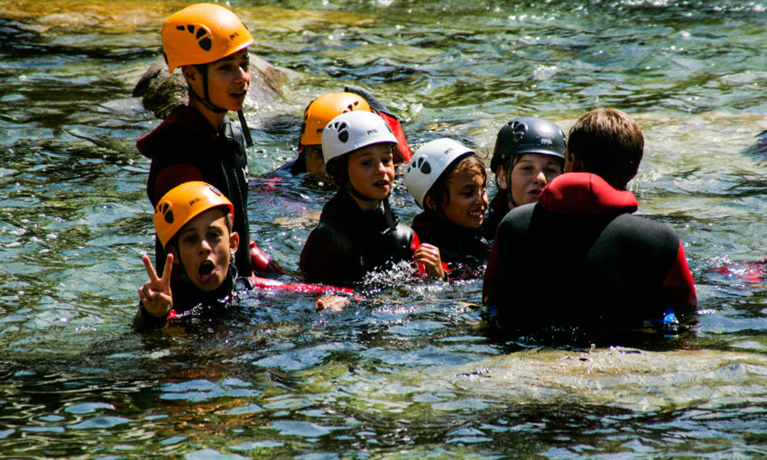 2.	Se rafraîchir dans l'eau vive et se dépenser